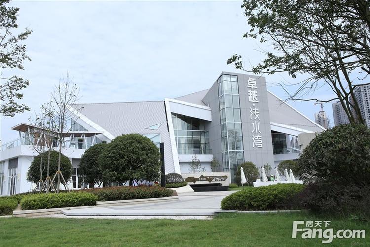 卓越浅水湾商铺